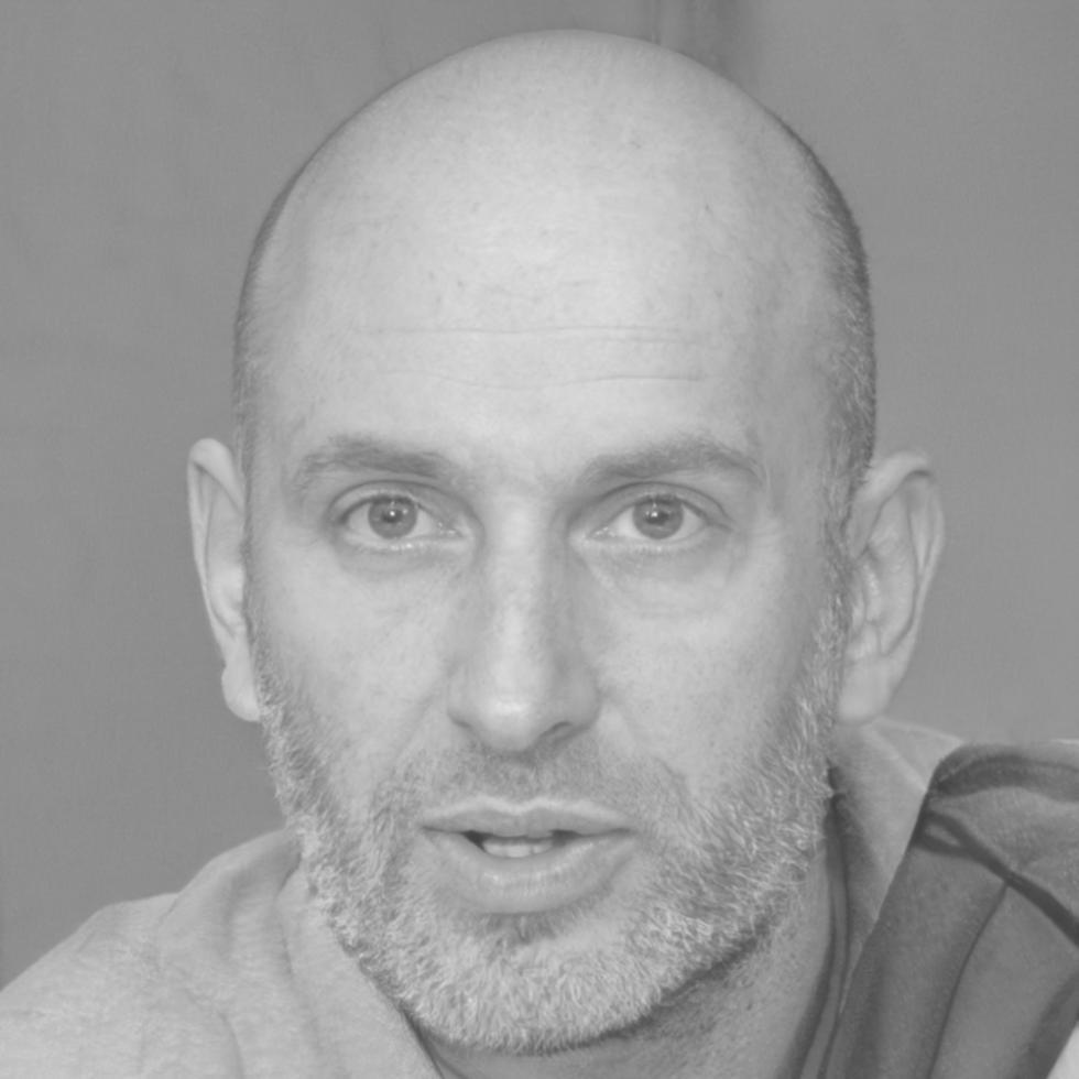 Portrait de Bastien Rousselot, expert en planification budgétaire